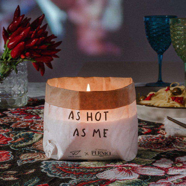 PENSIERI STROPICCIATI: AS HOT AS ME - VANILLA & MILK