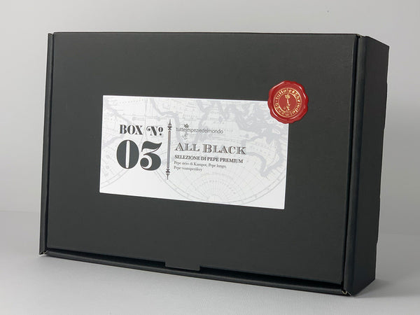 BOX N° 03 ALL BLACK PEPE NERO